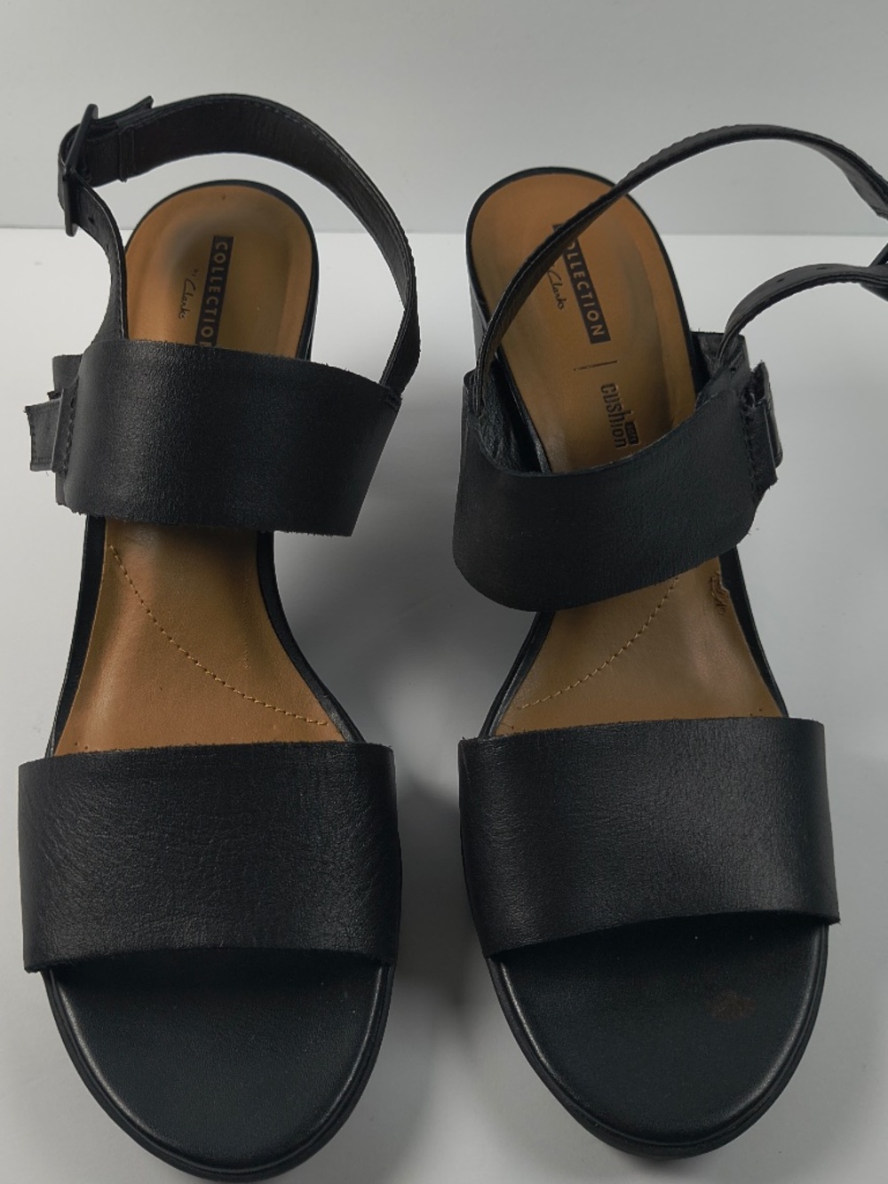Clarks Collection Women’s 12 Black Leather Strappy Comfort Sandals